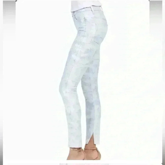 Rosie HW x Paige Madeline in Skylar wash raw hem skinny jeans Size 25 $239 - Picture 7 of 13